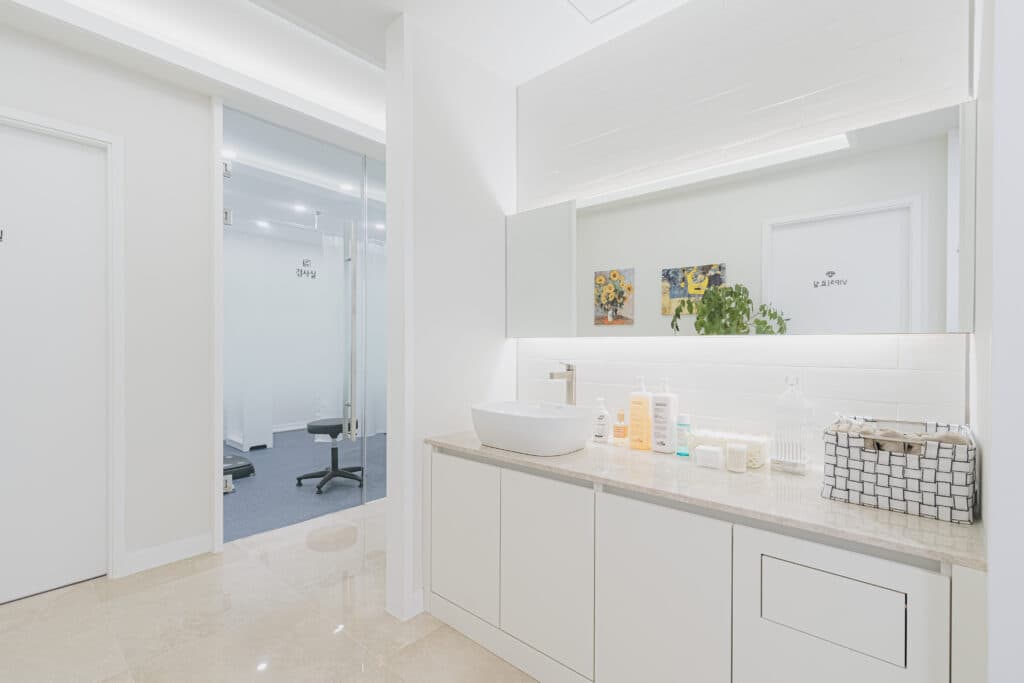 아름다운 마무리를 위한 파우더룸